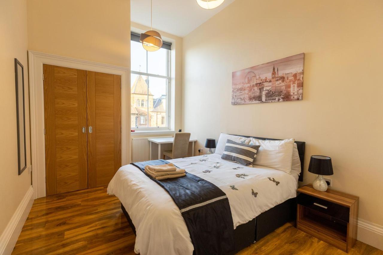 New 2 Bed Apartment With Stunning Views Of Arthur Seat Mountain Edinburgh Exterior photo