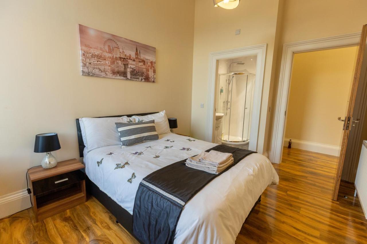 New 2 Bed Apartment With Stunning Views Of Arthur Seat Mountain Edinburgh Exterior photo